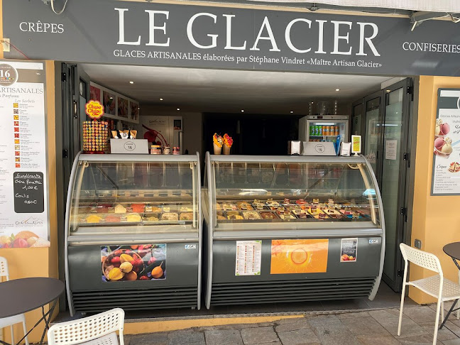 Le Glacier 16