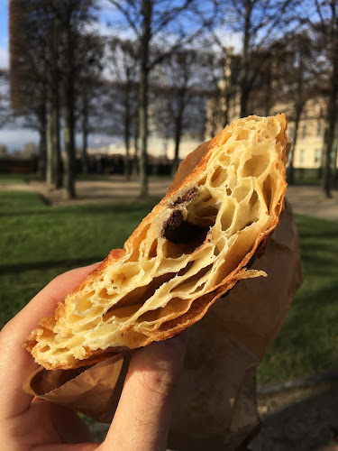 32 Rue du Château d'Eau, 75010 Paris