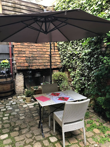 Aux Tables des Peintres