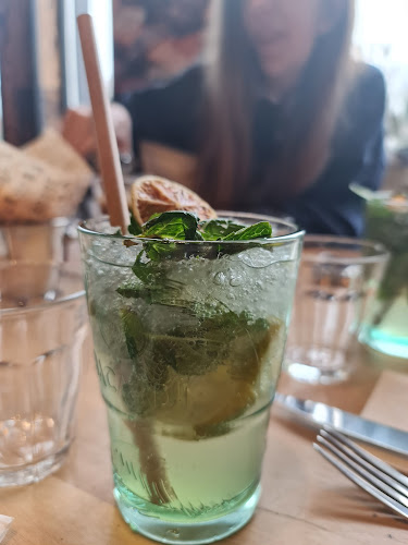 Hippopotamus Steakhouse