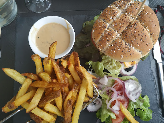 Opinii despre Café de la poste în Dugny - Restauration