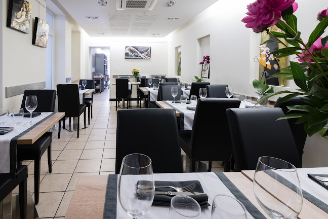 Les Fines Herbes - Restauration