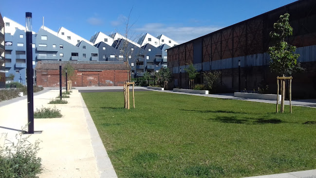 Place Pierre Cétois, 33300 Bordeaux