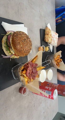 Pizz’burg Avenue - Burger et Tacos à Montpellier - Restauration