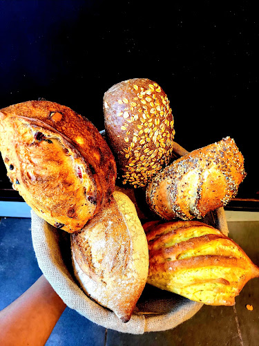 3 Pl. Roger Salengro, 69150 Décines-Charpieu