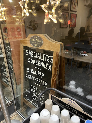 Comentarii opinii despre Boli Café