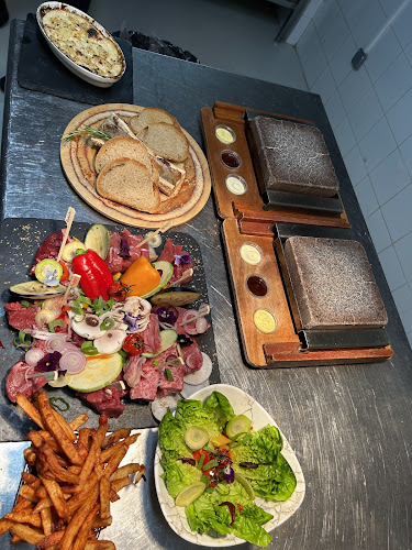 Opinii despre Le Bœuf sur le Quai d'Agrippa în Fréjus - Restauration