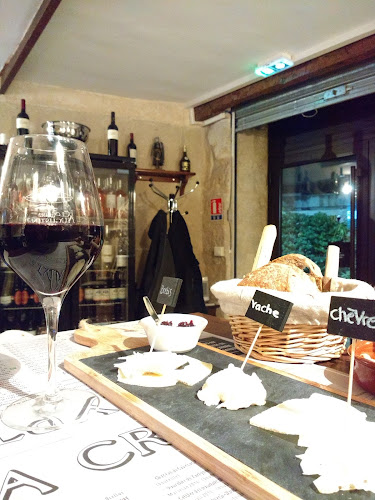 Comentarii opinii despre La Crypte