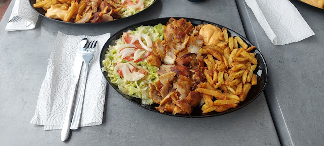 Rayan kebab Kebab De La Place Tourlaville - Restauration