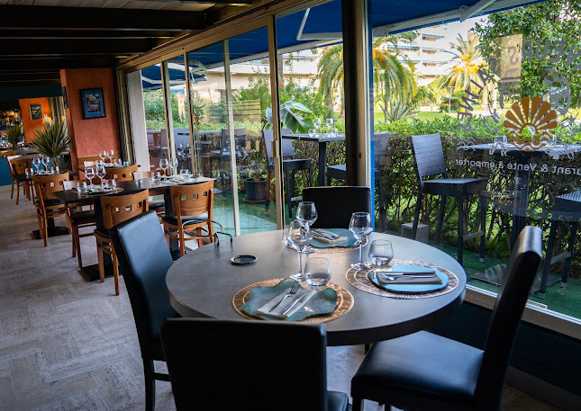 Le Suffren - Cannes Marina, 628 All. de la Marine Royale, 06210 Mandelieu-la-Napoule