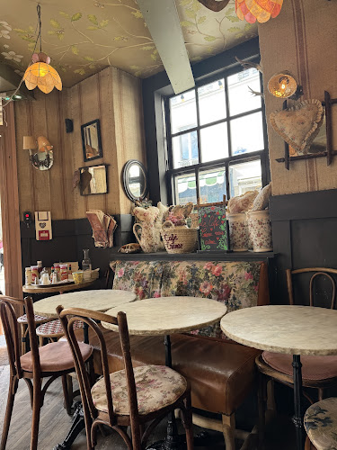 Comentarii opinii despre Café Crème