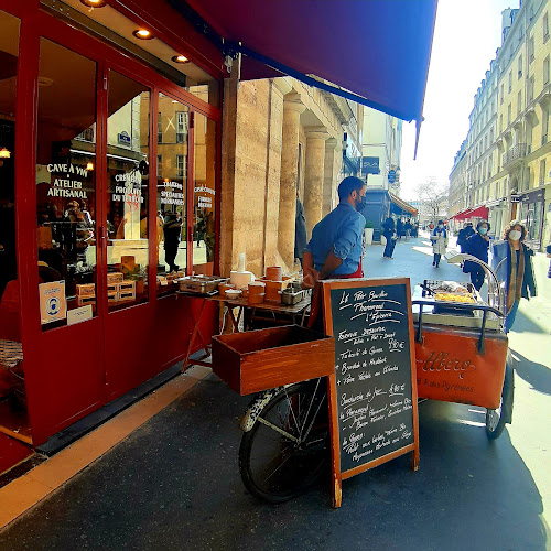 Le Petit Bouillon Pharamond