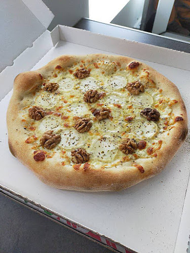 Christ 'of pizza - Saint-Léger-prés-Troyes