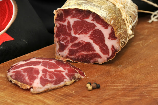 Opinii despre Les Salaisons de Meillonnas în Meillonnas - Restauration