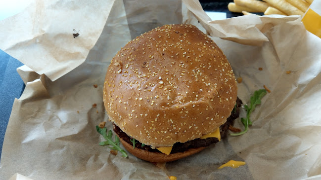 2 Rue Pierre Lescot, 75001 Paris