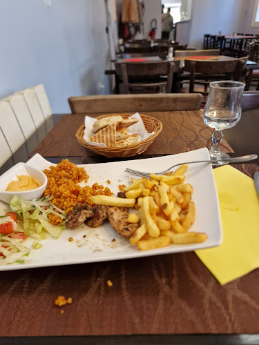 8 Rue René, 78220 Viroflay, France