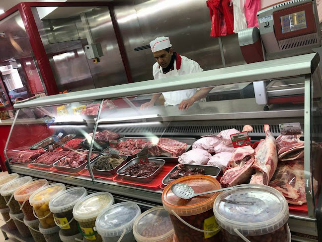 Opinii despre BOUCHERIE DU TREFLE ROUGE (PASUMAI) în Pantin - Restauration