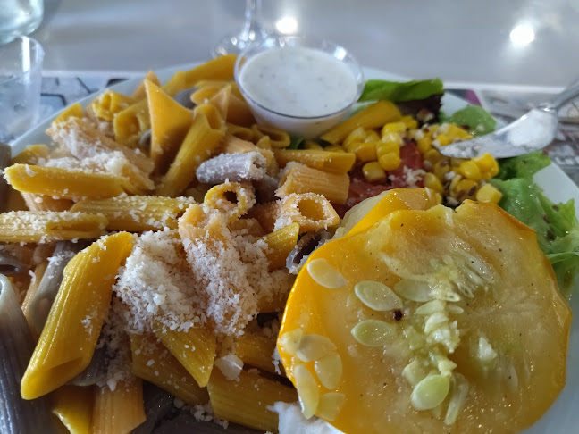 Les petites mains - Calais