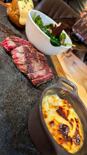 Hippopotamus Belle Epine - Restauration