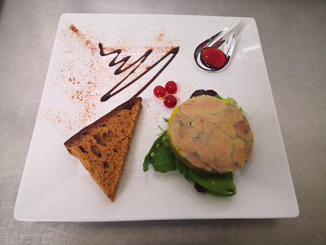 Comentarii opinii despre La Maison Courrèges