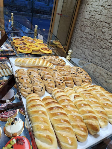 3 Rue de Sèvres, 92410 Ville-d'Avray