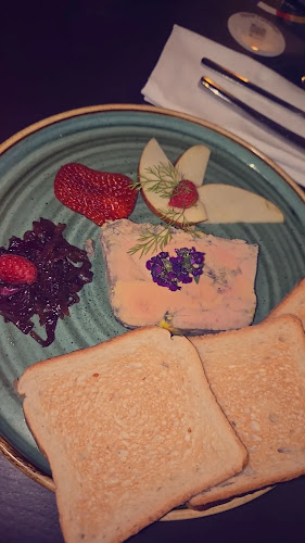 Comentarii opinii despre 𝐋𝐚 𝐓𝐚𝐯𝐞𝐫𝐧𝐞 Table de Caractère 𝐌𝐞𝐭𝐳