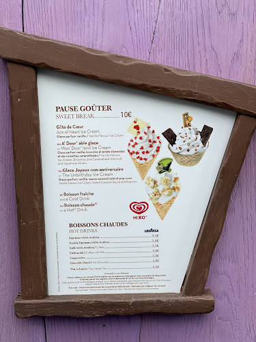 March Hare Refreshments - Restauration