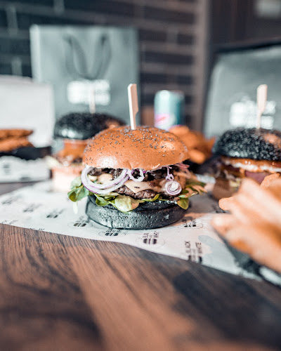 30 Rue Samonzet, 64000 Pau