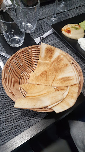 Palestinian Lille - Restauration