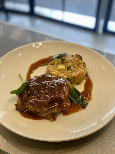 Comentarii opinii despre L'Orangerie M&K