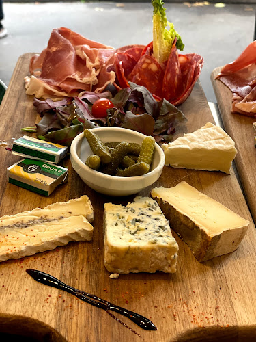 33 Rue Jean Jaurès, 92800 Puteaux