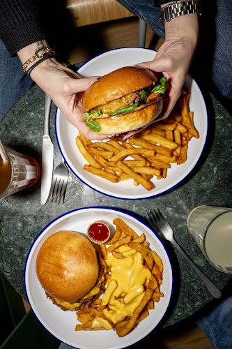 Opinii despre Les Burgers de Colette - La Victoire în Bordeaux - Restauration