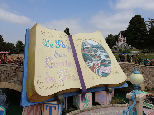 Comentarii opinii despre March Hare Refreshments