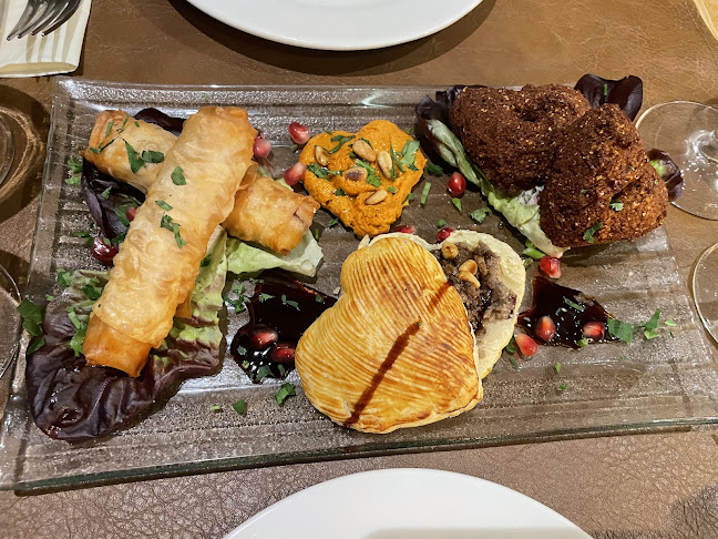 BERYTUS Café Restaurant - Restauration