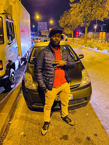 3 Av. du Groupe Manouchian, 94400 Vitry-sur-Seine, France