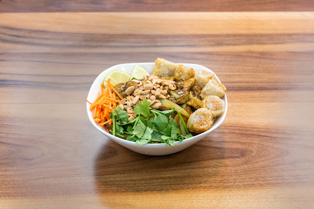 4 Pl. Charlotte Perriand, 78280 Guyancourt