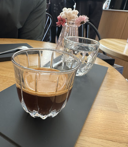 Comentarii opinii despre Café Caractère