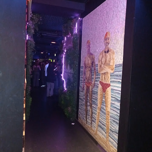 Café Oz Rooftop - The Australian Bar