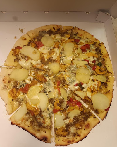 MADRAS PIZZA