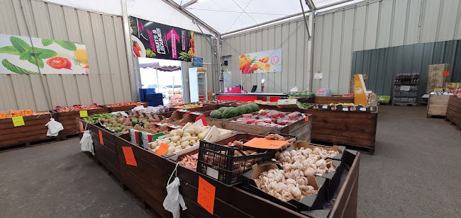 Marché Fruits et Légumes A.V.E.C - Restauration