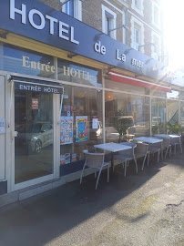 LOUNGE BAR Hotel DE LA MER