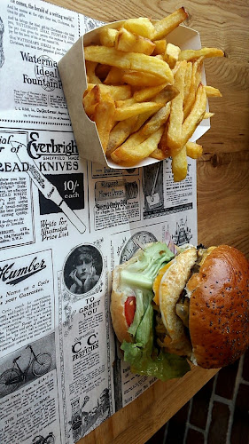 1 Av. de la Gare, 93420 Villepinte