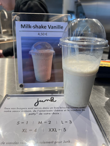 114 Rue Montmartre, 75002 Paris, France