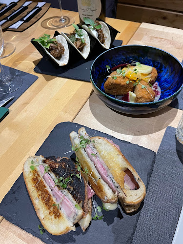 4 Quai Raoul Carrié, 69009 Lyon