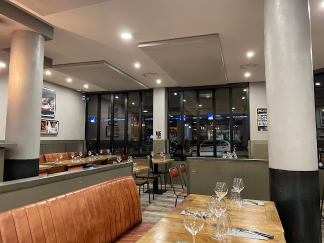 Opinii despre Jordan Tomas - Pizza Mamamia Lyon Gerland în Lyon - Restauration