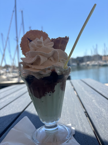 Cap Ice Gruissan port