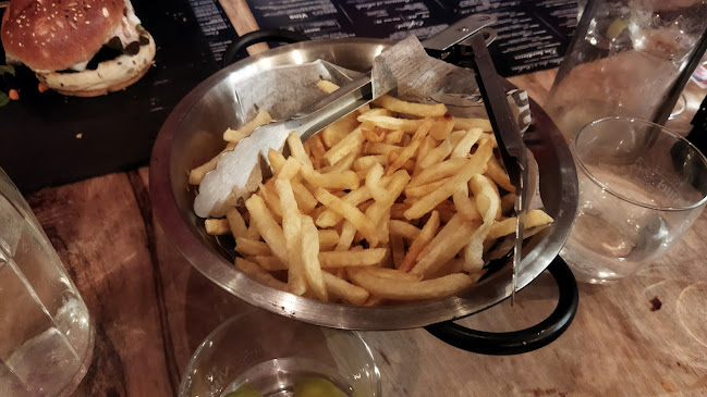 Comentarii opinii despre Aux 3 Balais