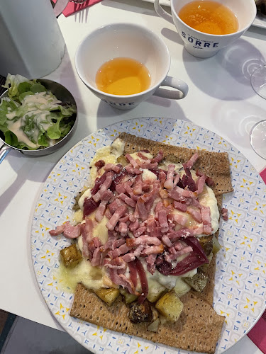 Comentarii opinii despre Louise