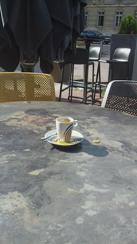 Comentarii opinii despre Brasserie Folliet