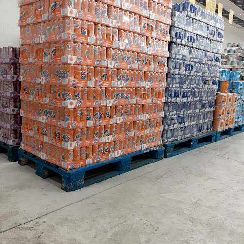 Opinii despre On destocke Oyonnax în Oyonnax - Restauration